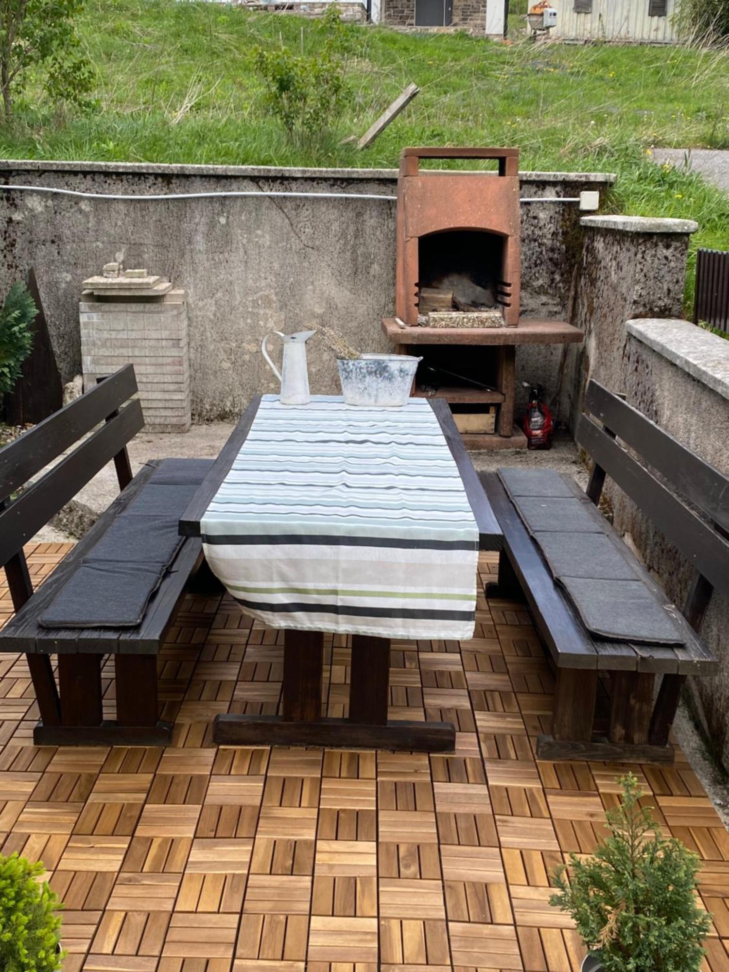 Apartments Vjeverica Zelin Mrzlovodicki ภายนอก รูปภาพ